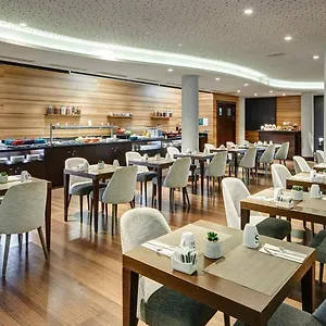4* מלון Sercotel Coliseo